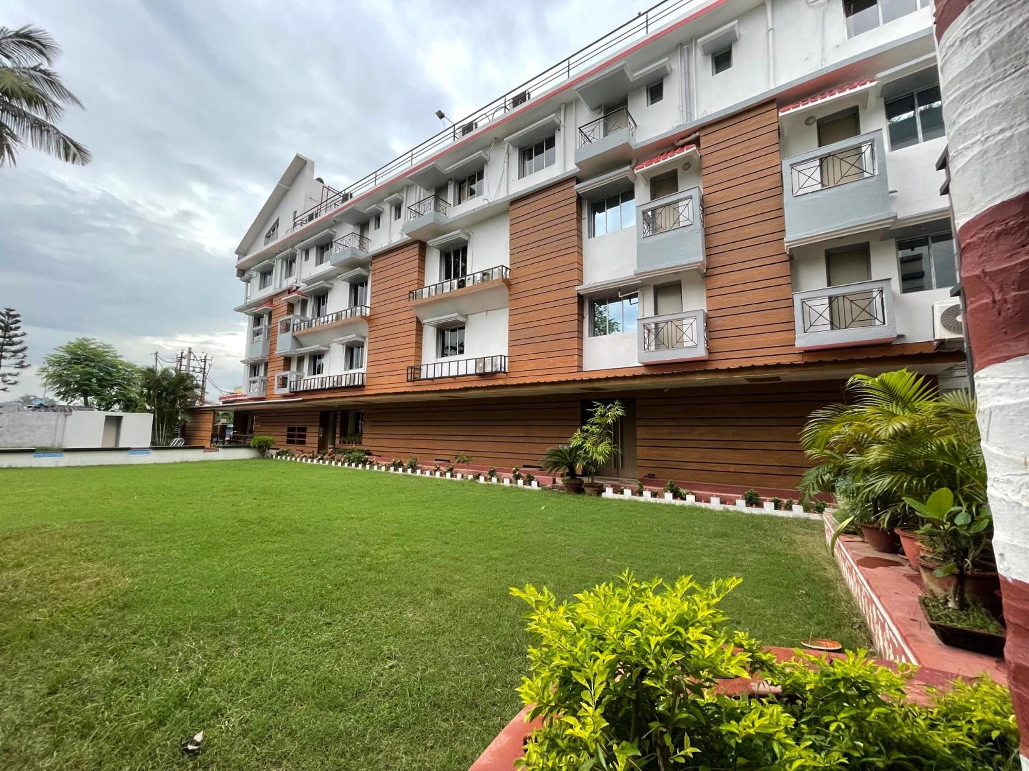 Hotel Royal Bengal بولبور المظهر الخارجي الصورة