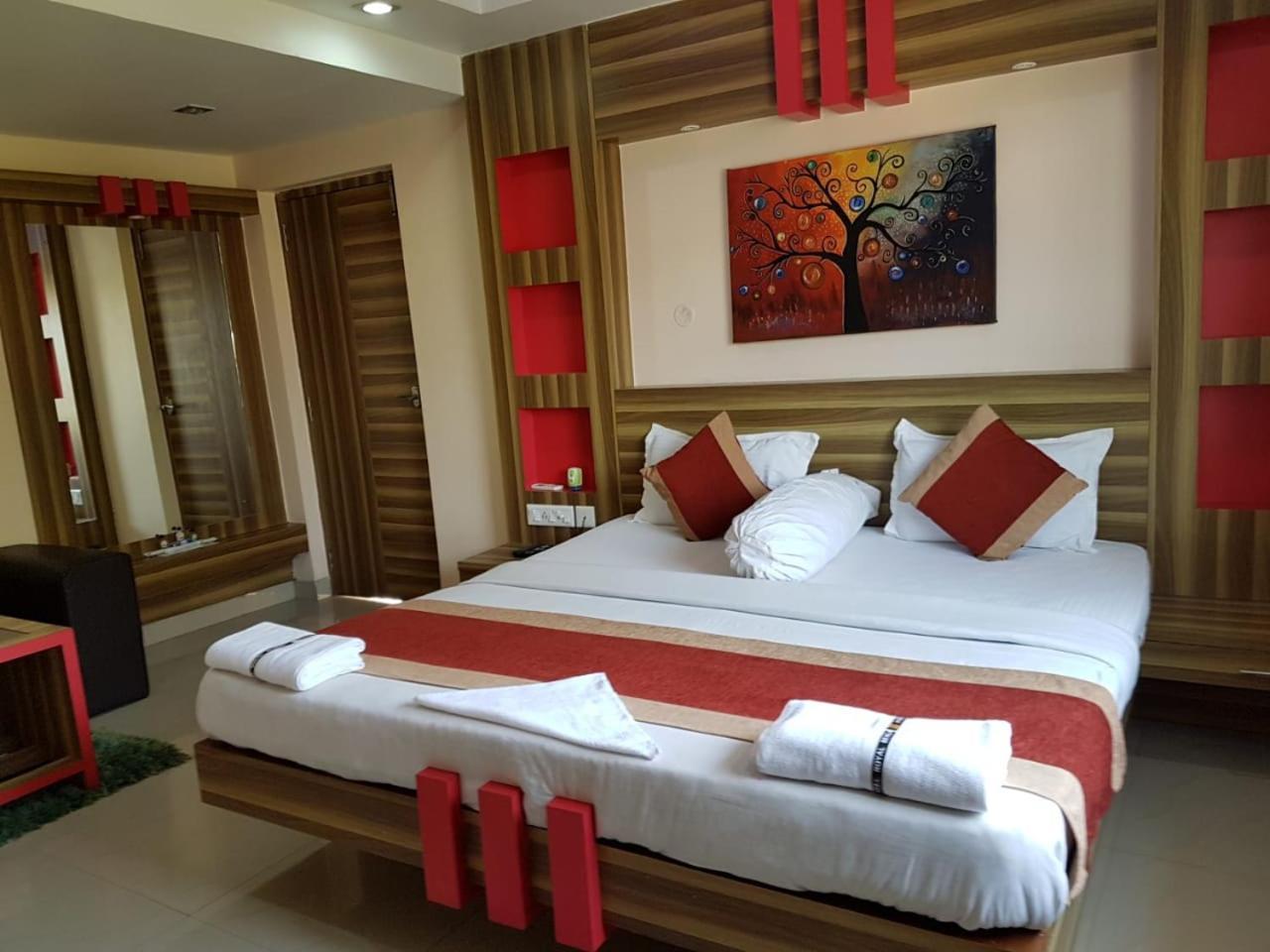 Hotel Royal Bengal بولبور المظهر الخارجي الصورة