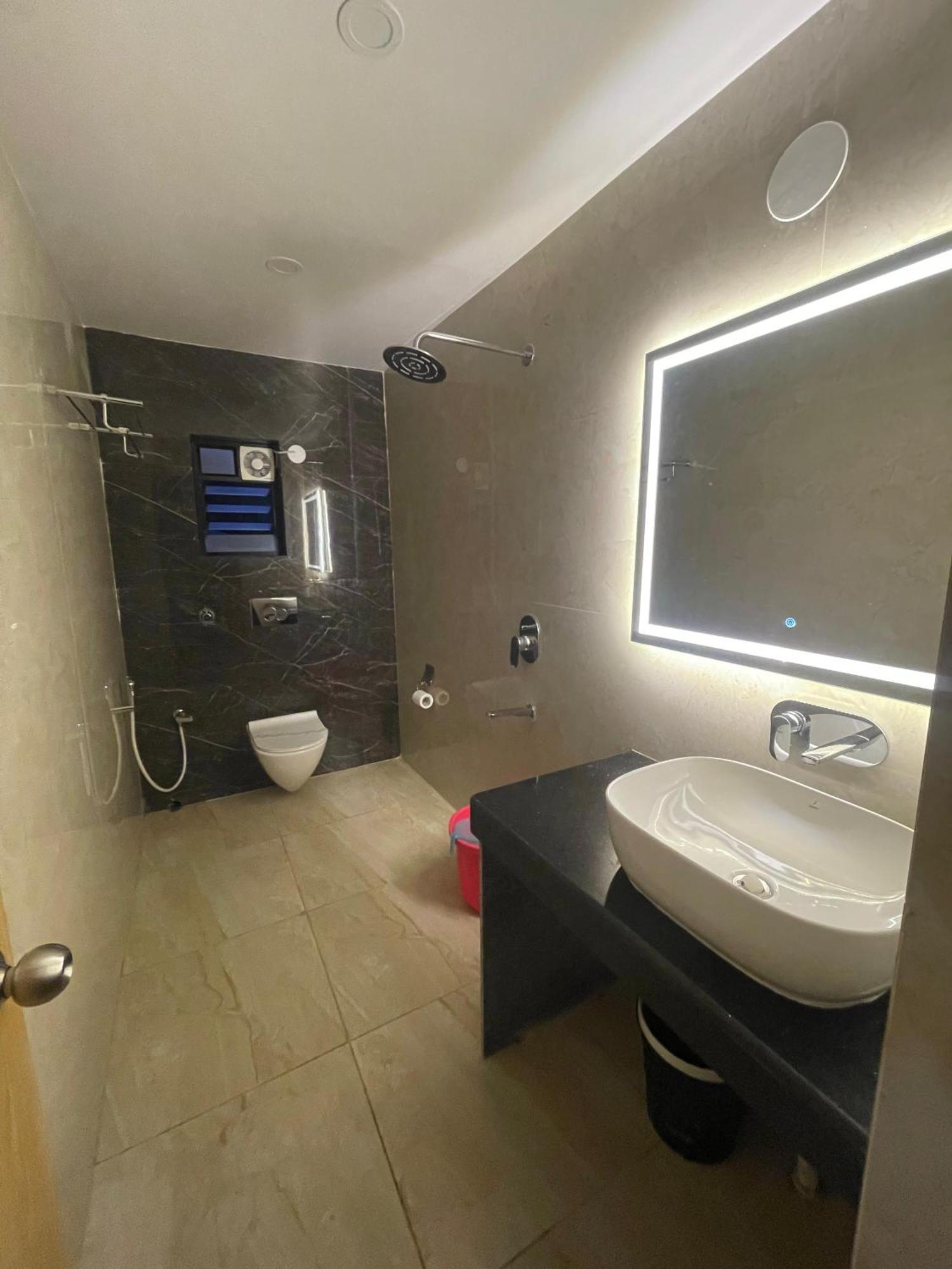 Hotel Royal Bengal بولبور المظهر الخارجي الصورة