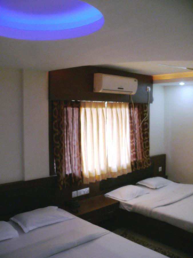 Hotel Royal Bengal بولبور المظهر الخارجي الصورة